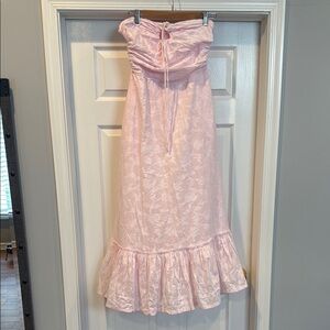 Stunning and Elegant Pink Maxi Dress